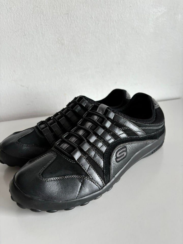 Sneakers str 38 Skechers