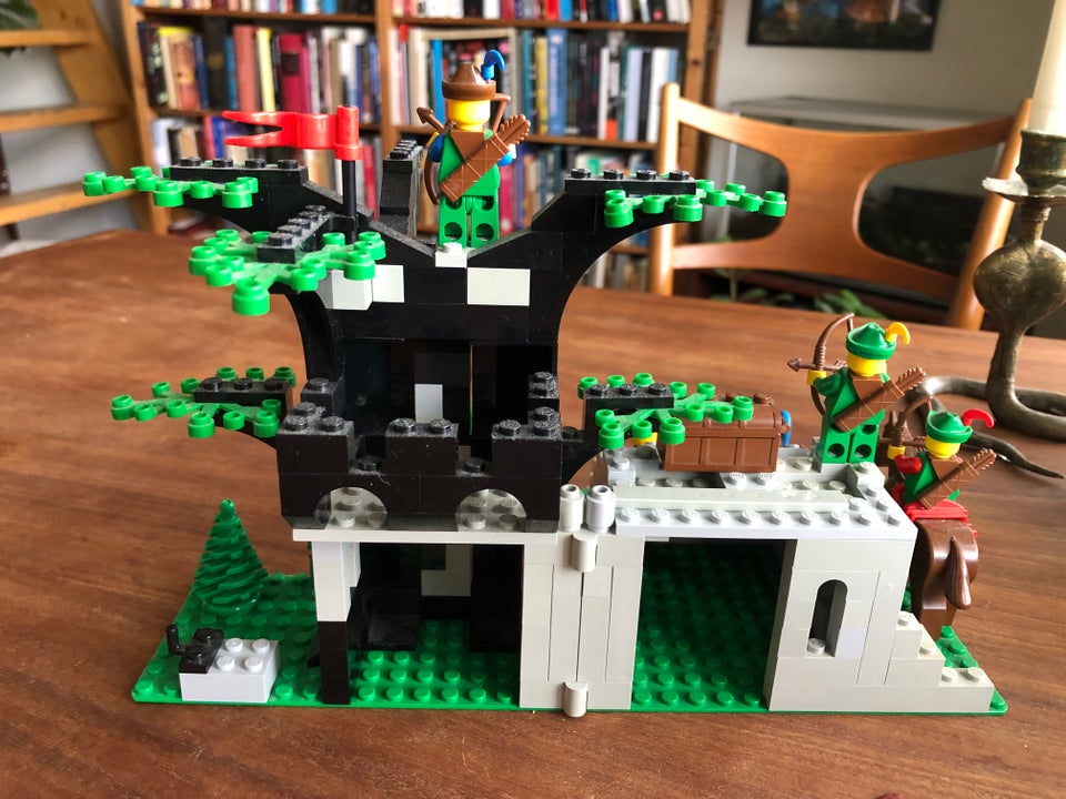 Lego Castle, 6066 Camouflaged