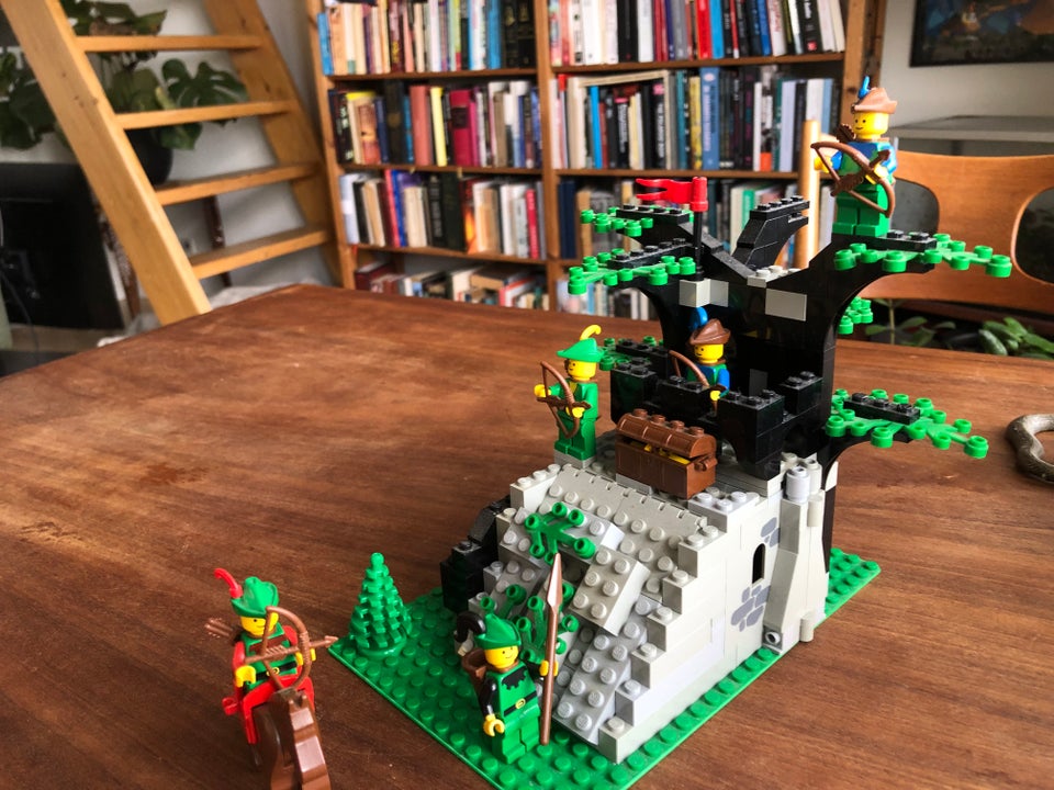 Lego Castle, 6066 Camouflaged