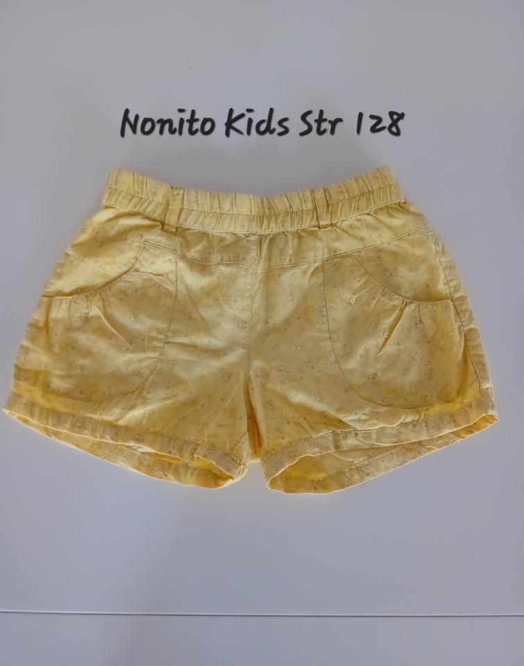 Shorts, ., Nonito