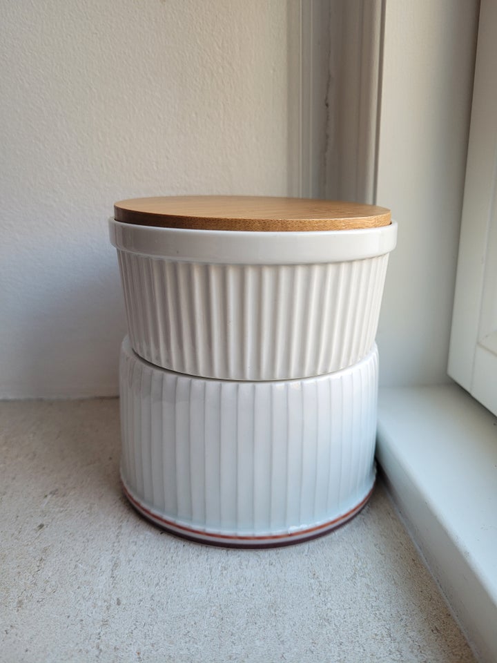 Porcelæn, Skål Souffleskål