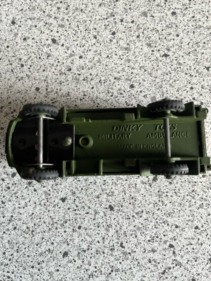 Modelbil, Dinky Toys Ford Militær