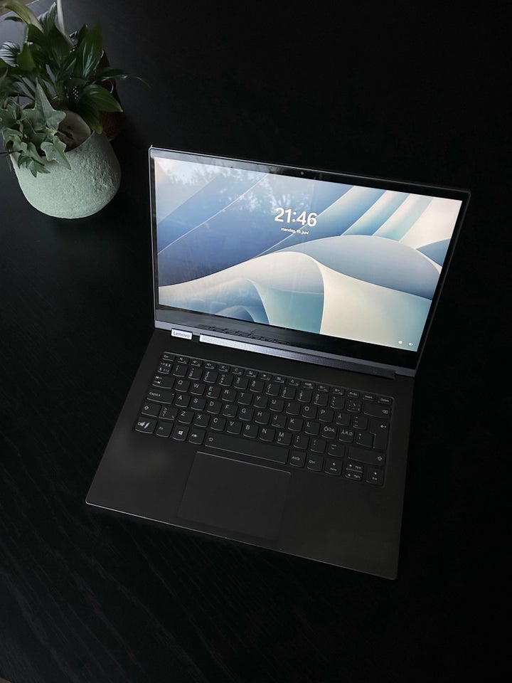 Lenovo Lenovo Yoga C930  Intel Core