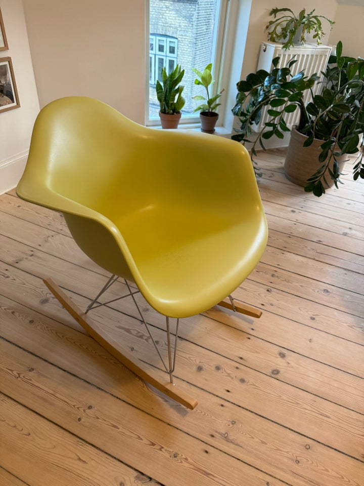 Eames, Gyngestol, Armchair