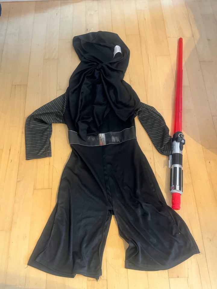 Kylo Ren kostume, Star Wars