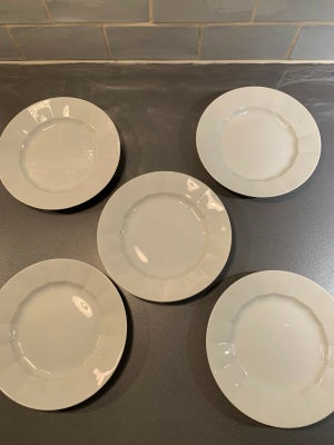 Porcelæn 5 frokosttallerkener 