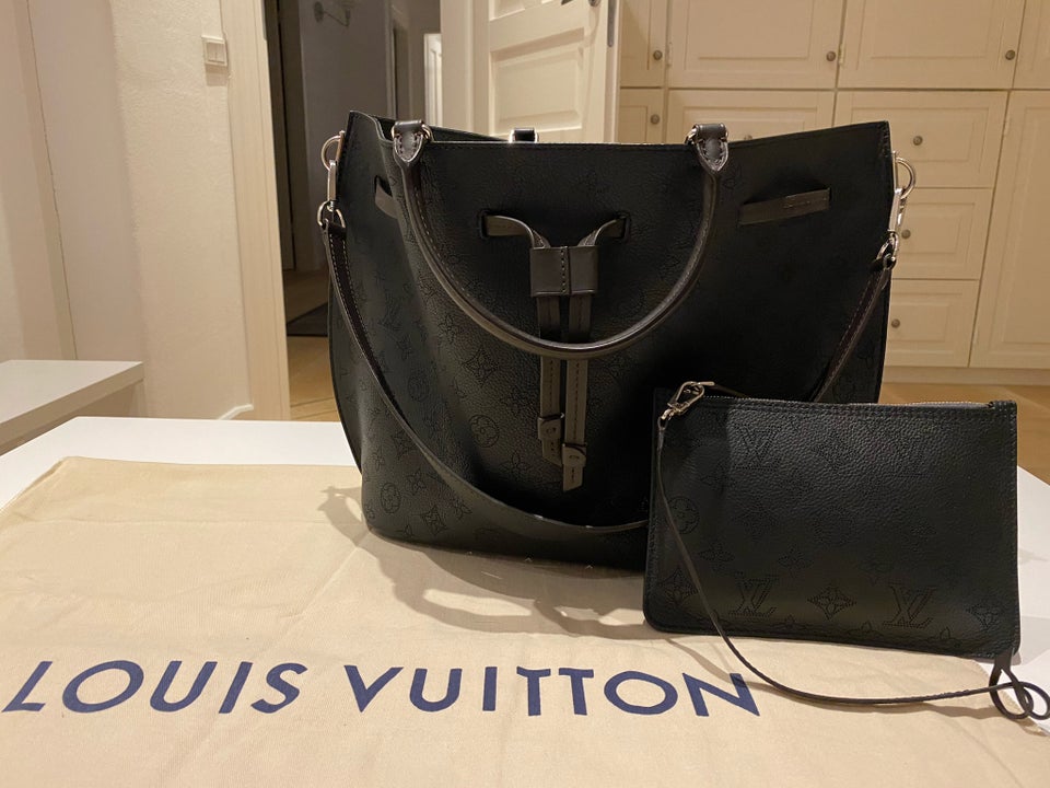 Skuldertaske Louis Vuitton