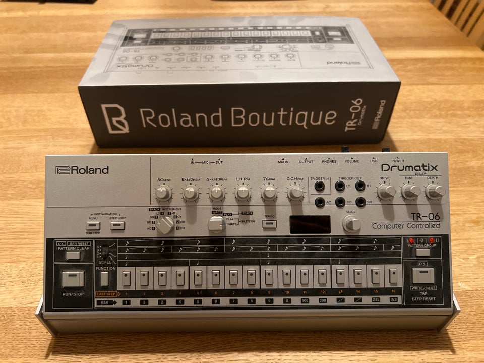 Trommemaskine, Roland TR-06