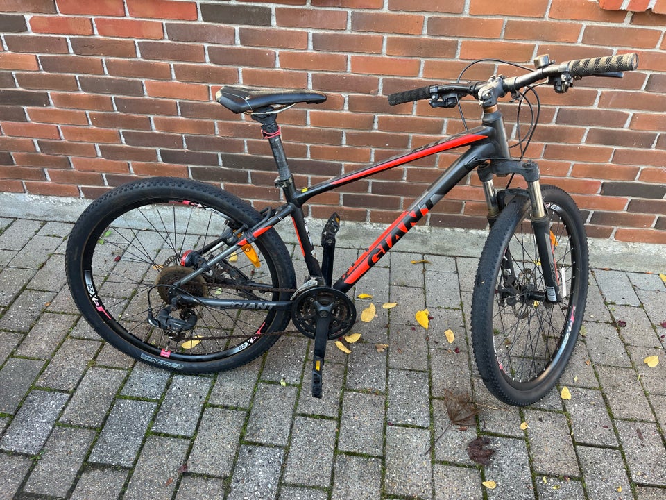 Giant ATX, hardtail, 26 tommer