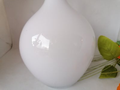 Glas Opal Vase Handmade Quality