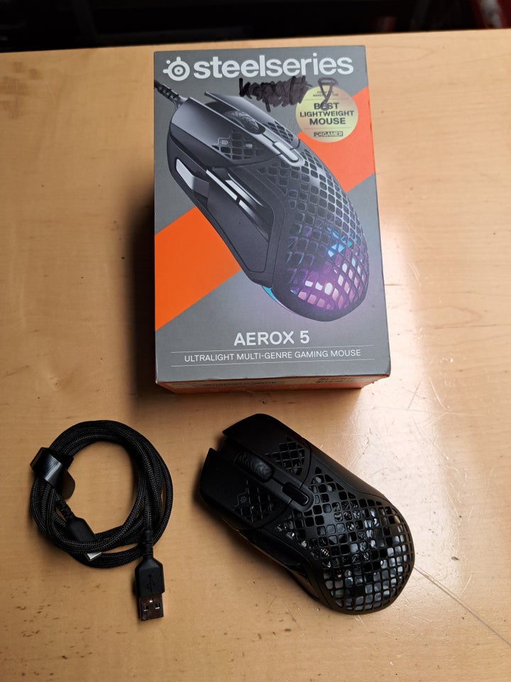 Mus Steelseries Aerox 5