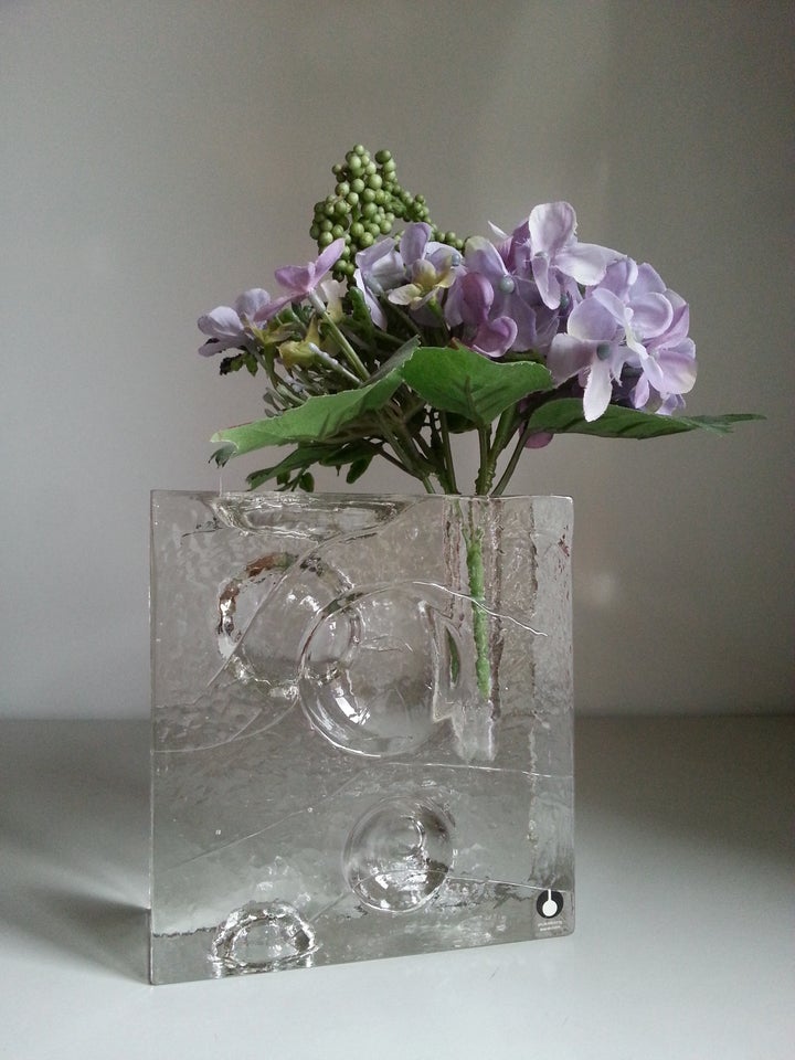 Glas Vase Skulptur PUKEBERG