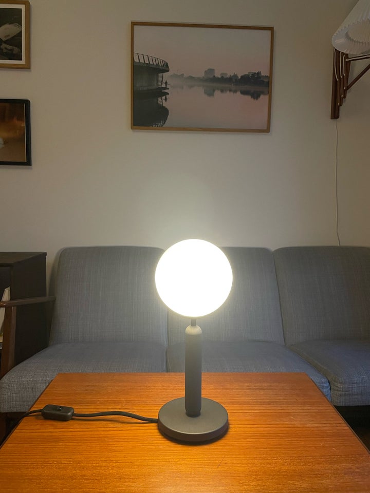 Arkitektlampe, Nuura