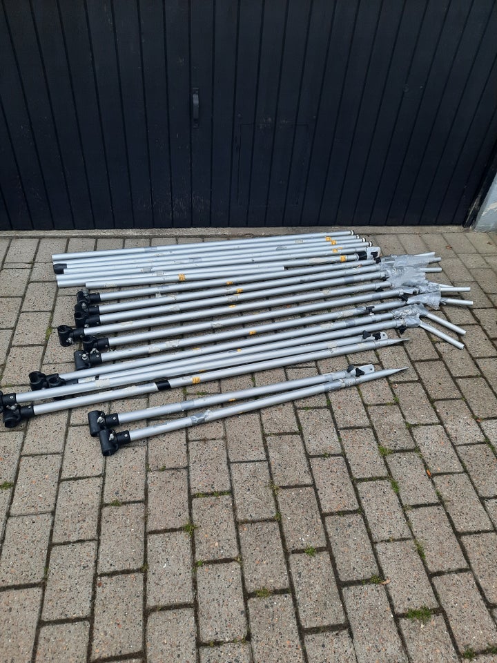 Dæksstativ i aluminium. 8 b...