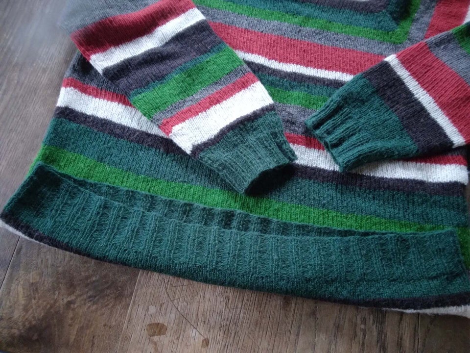 Sweater, Håndstrikket , str. 42