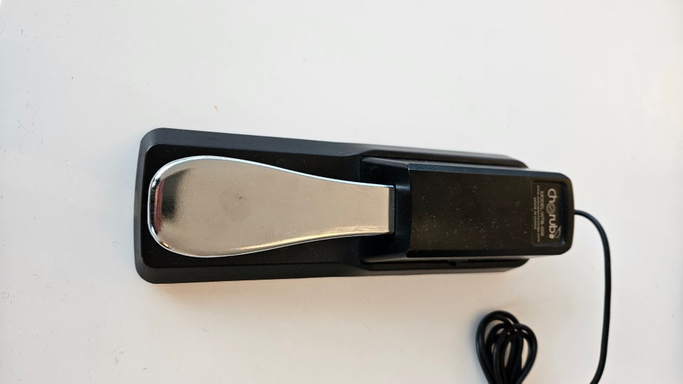 Sustain pedal, Cherub Wtb-005