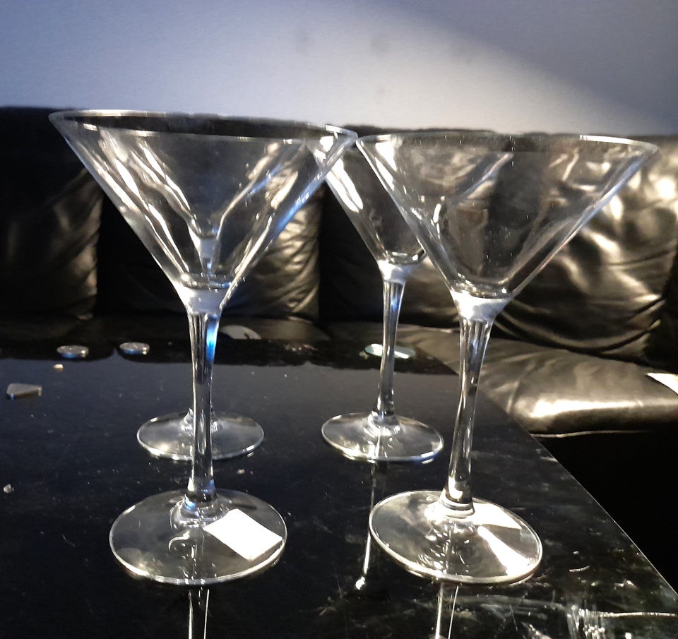 Glas, MARTINIGLAS / COCKTAIL GLASS