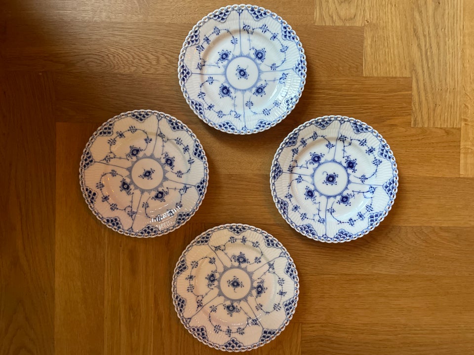 Porcelæn, 4 x små Tallerkner, Royal