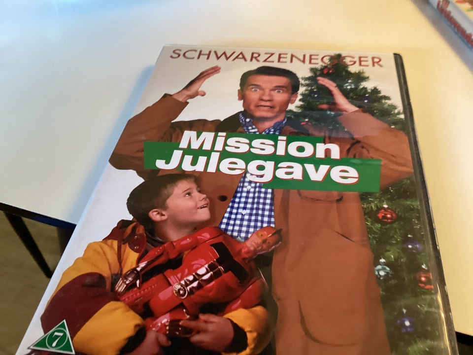 Mission julegave , DVD, komedie