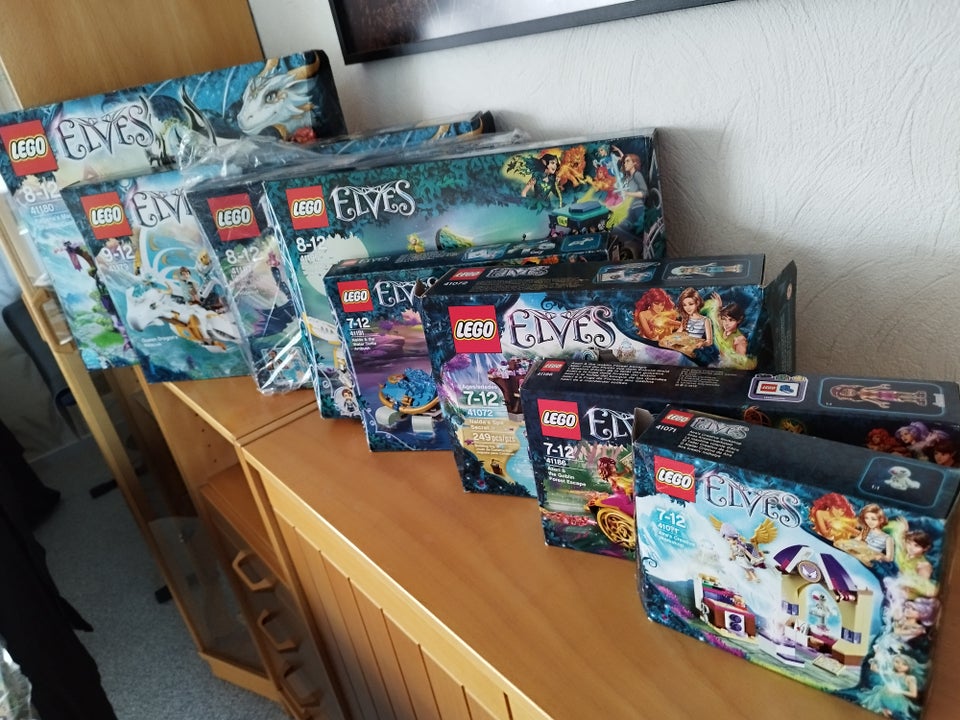 Lego Elves