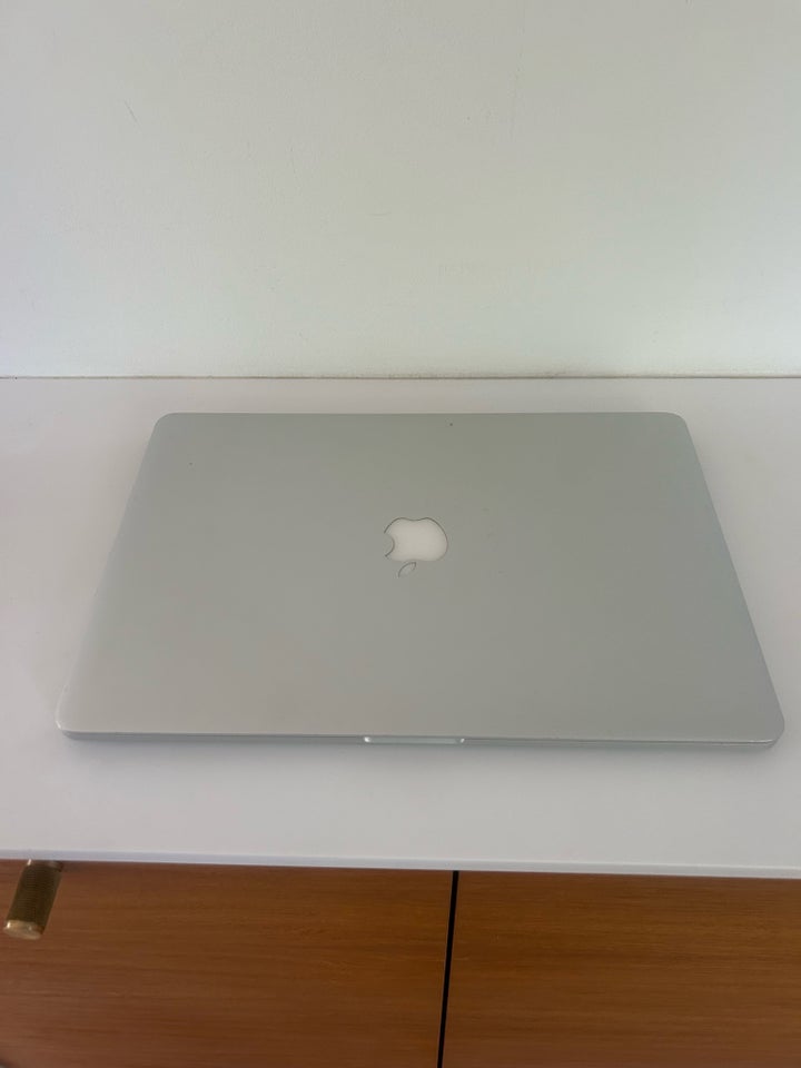 MacBook Pro, MacBook 11,2, 2 GHz