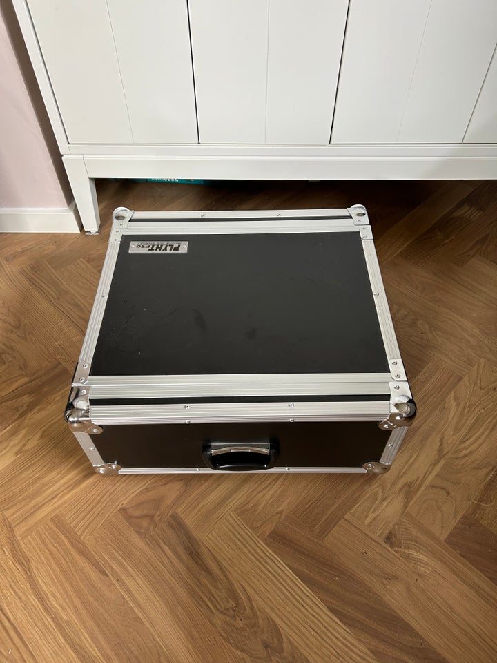 Flightcase 4U Flyht pro double door