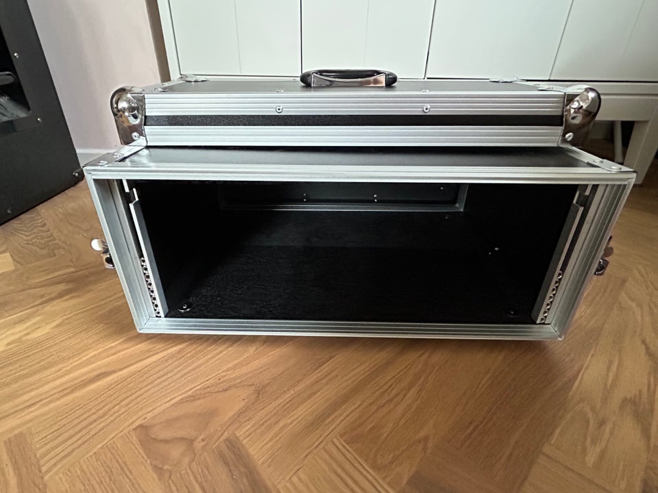 Flightcase 4U Flyht pro double door