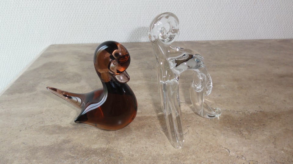 2 Fine glaskunst. Glasfigurer.