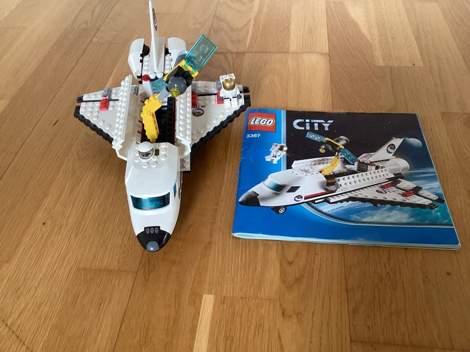 Lego City, 3367 Space shuttle