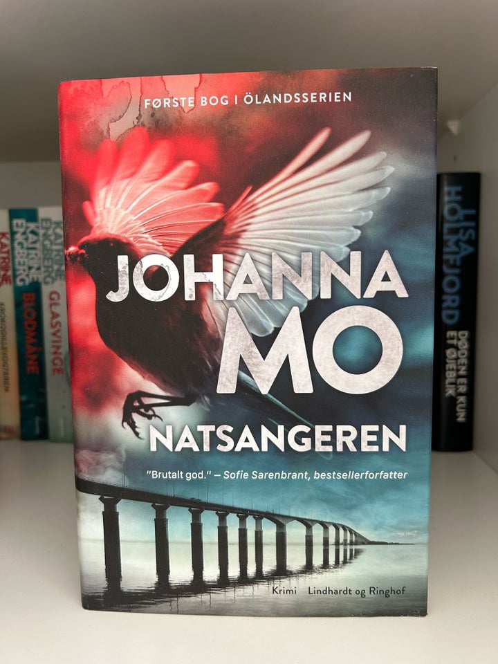 Natsangeren, Johanna Mo, genre: