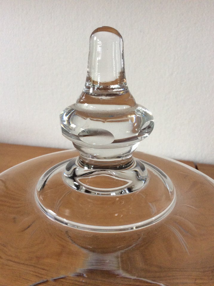 Glas Osteklokke / glasmontre /