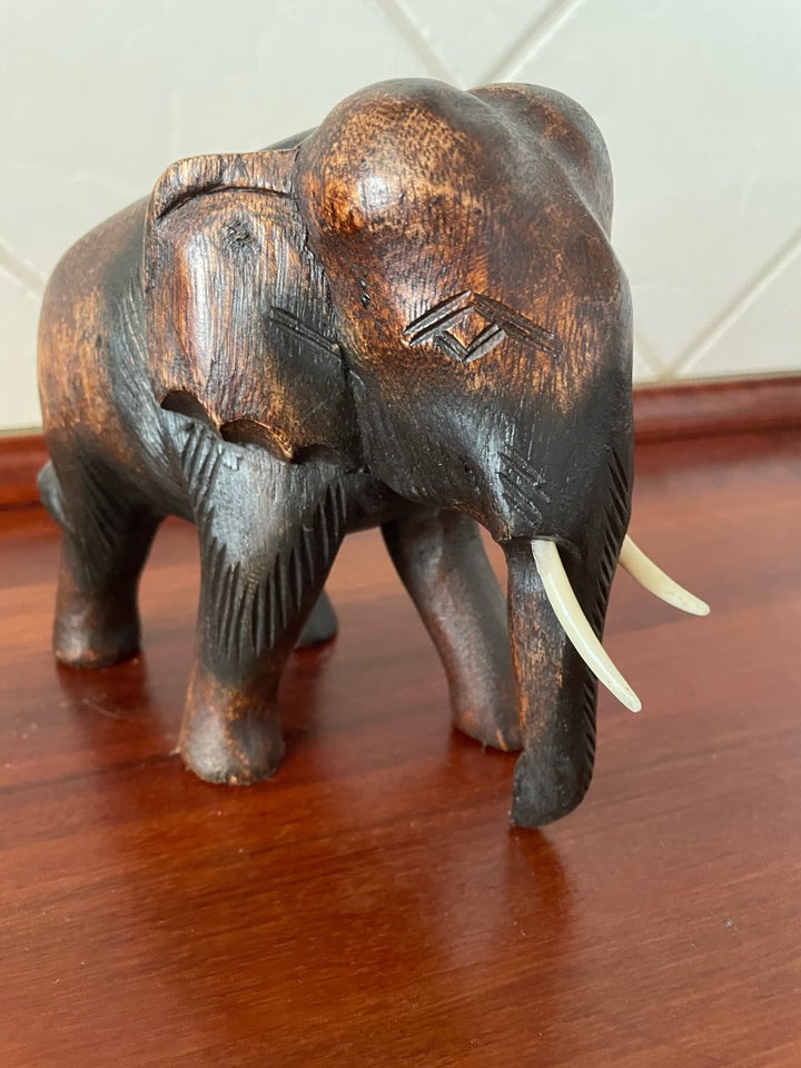 Træ elefant