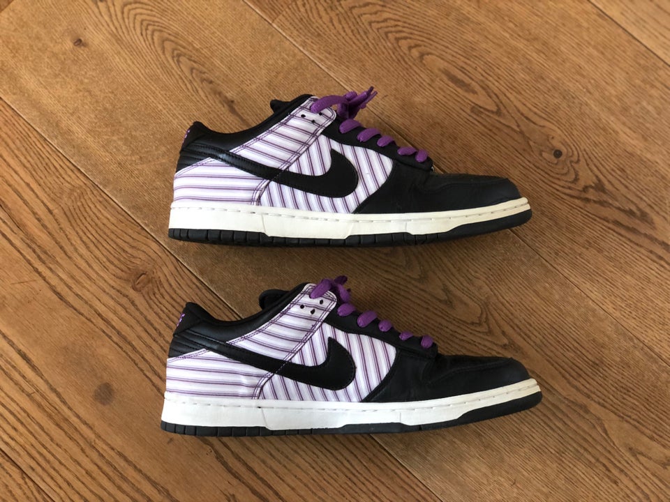 Sneakers, Nike SB Dunk Low Purple