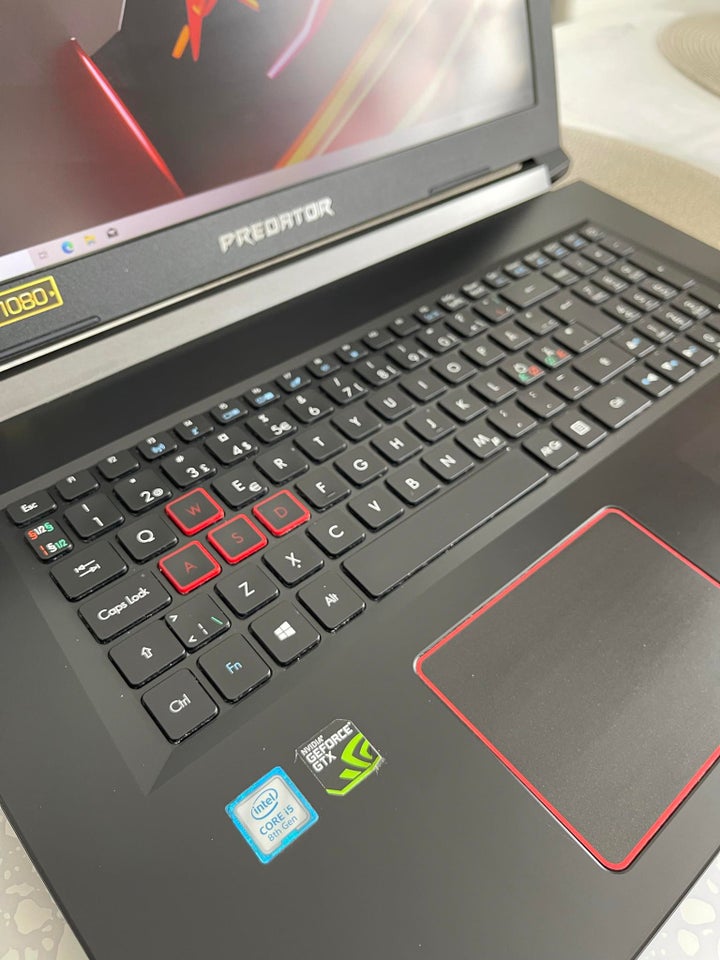 Acer Predator Helios 300 God Gamer