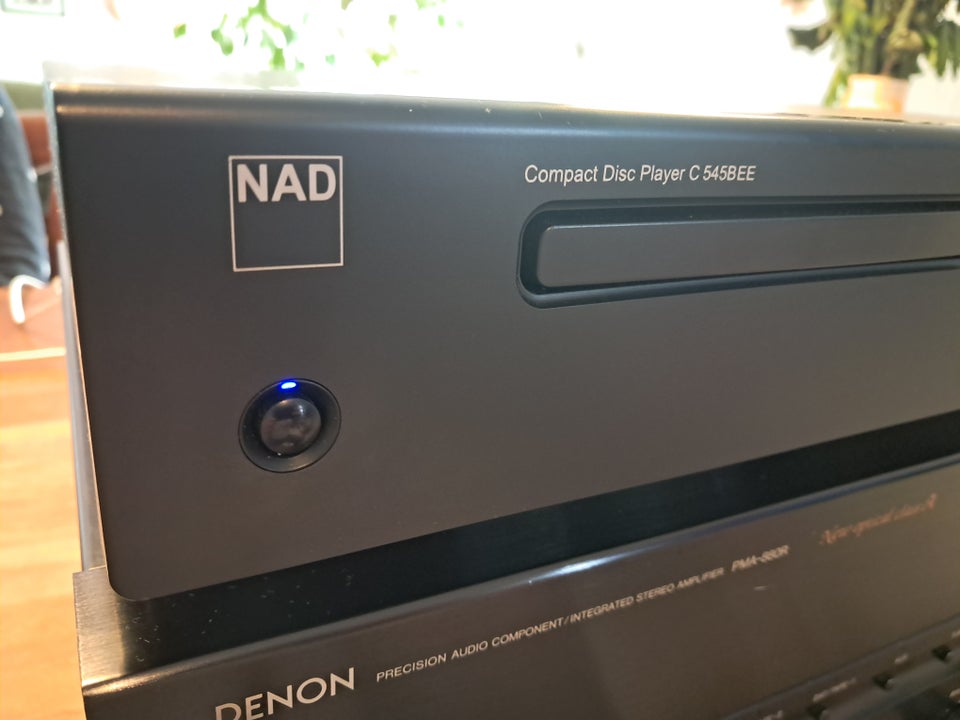 CD afspiller, Nad, C545BEE