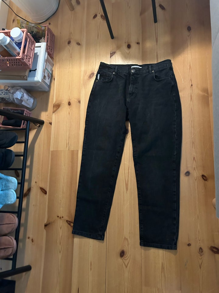 Jeans ?? str 40