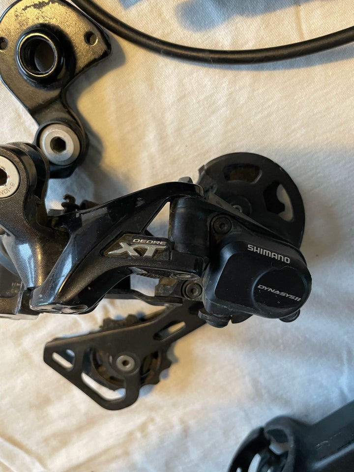 Geargruppe, Shimano DEORE XT DI2