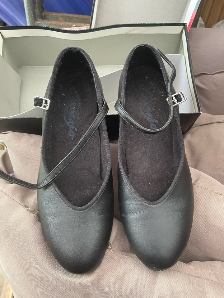 Dansesko Danesesko Capezio