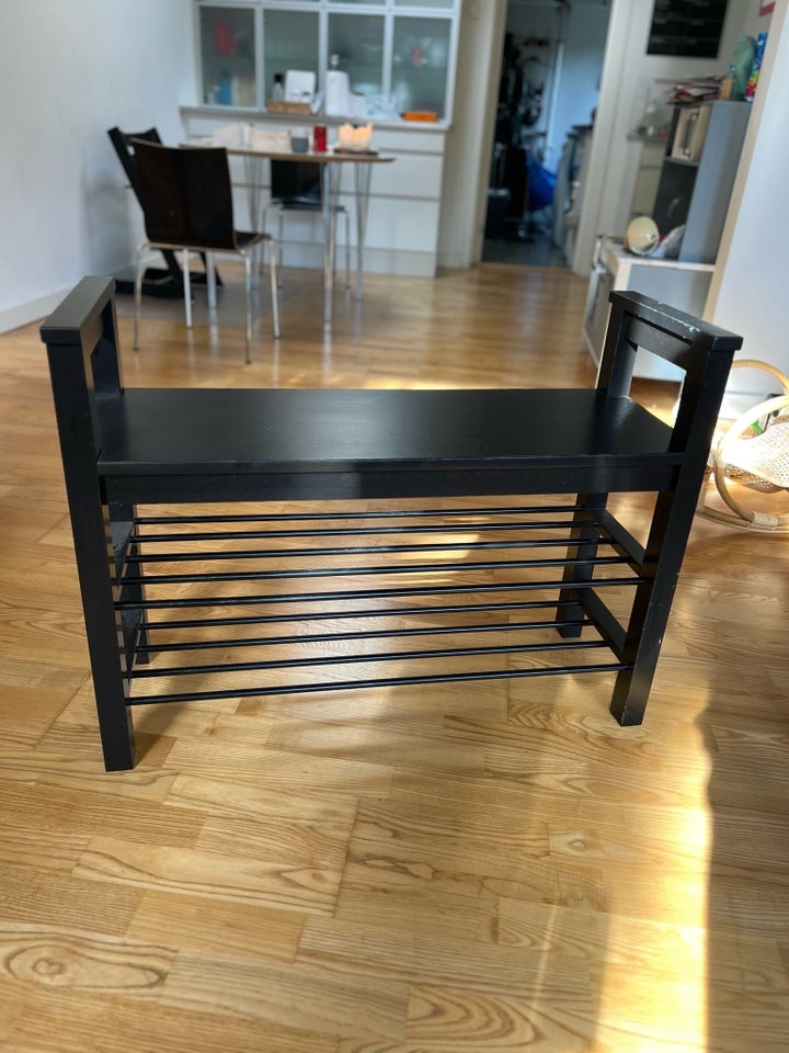 Anden arkitekt, Ikea HEMNES bænk