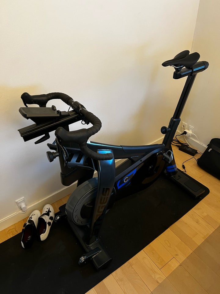 Hometrainer SB20 smart bike