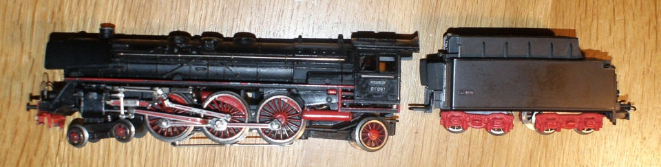 Modeltog, Märklin 1097 med tender