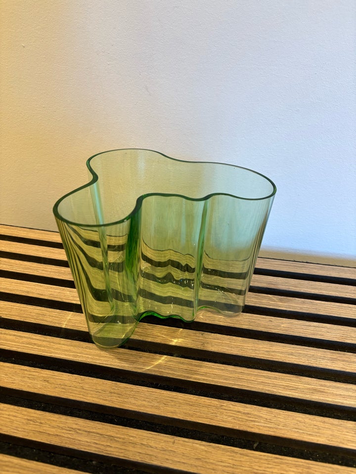 Vase, Iittala vase, Alvar Alto