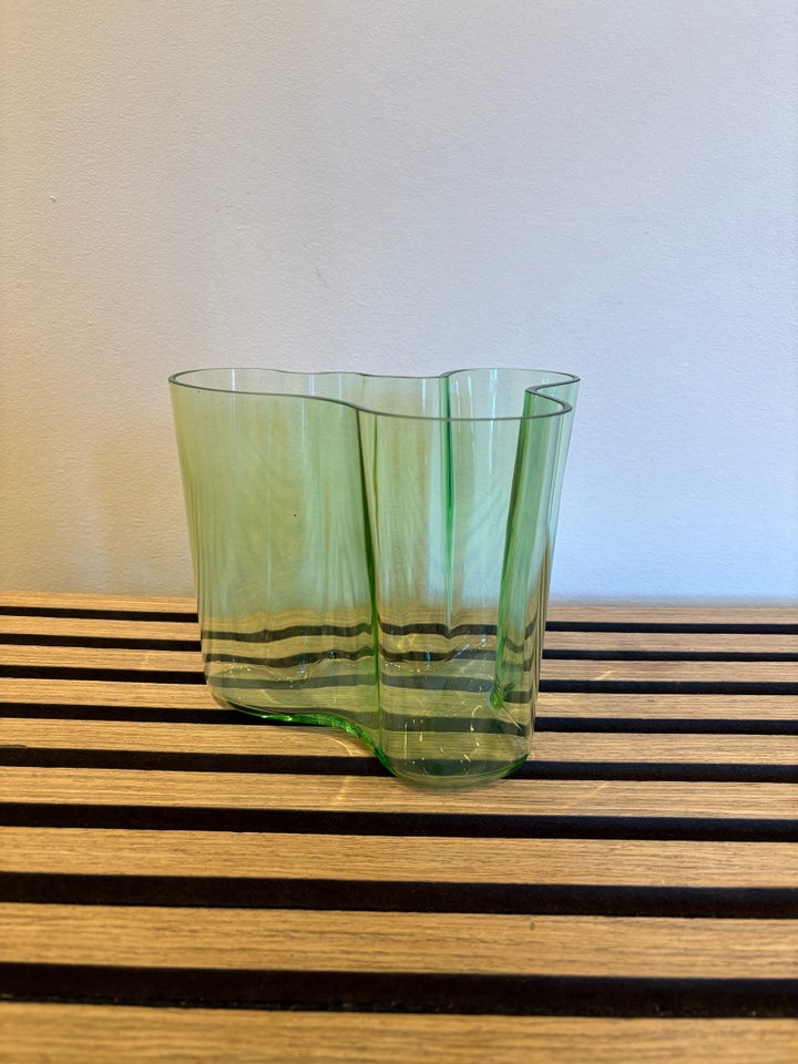 Vase, Iittala vase, Alvar Alto