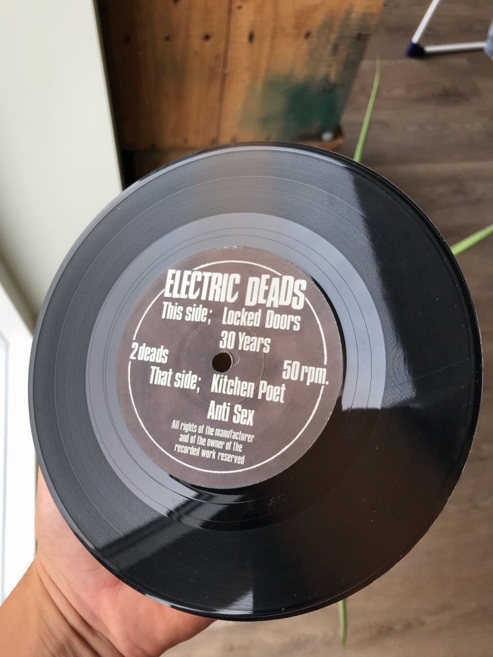 LP, Electric deads