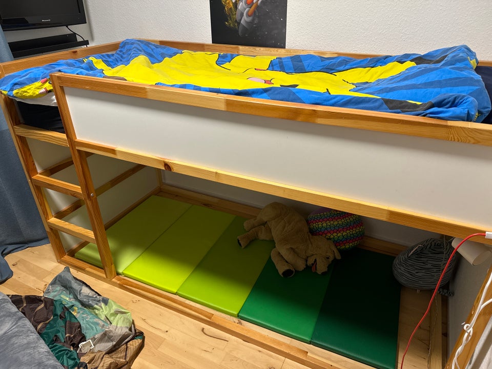 Halvhøj seng KURA IKEA halvhøj