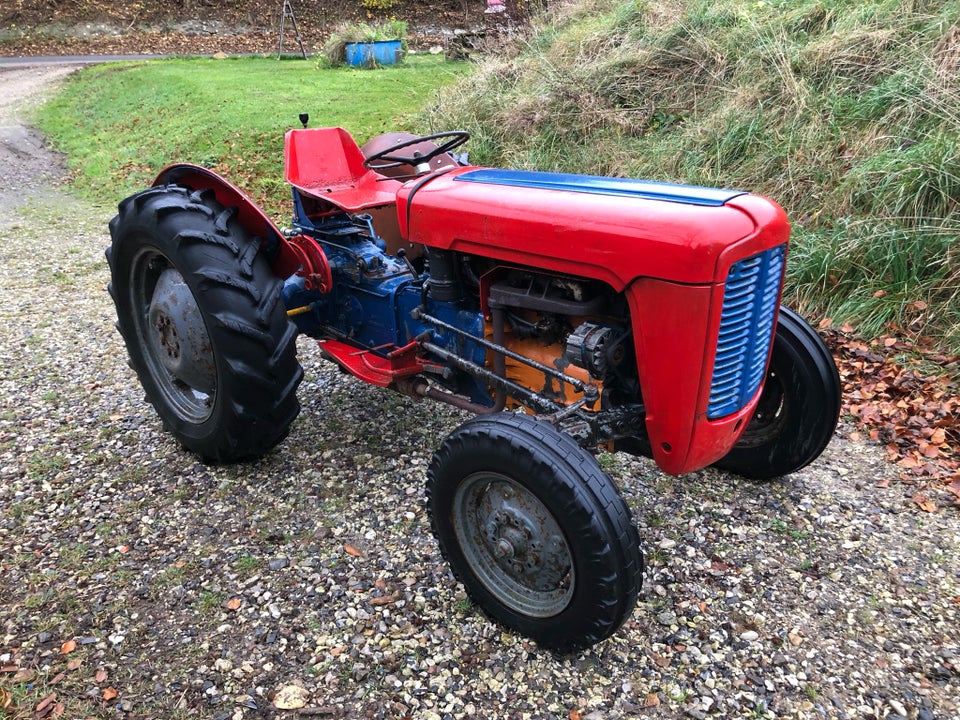 Havetraktor, Massey Ferguson