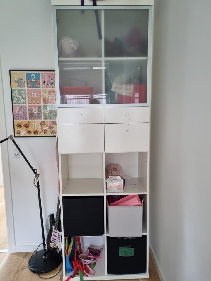 Reol Ikea b: 73 d: 38 h: 220