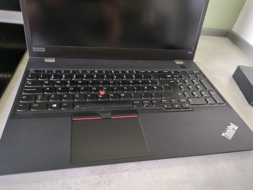 Lenovo Lenovo ThinkPad t590, God