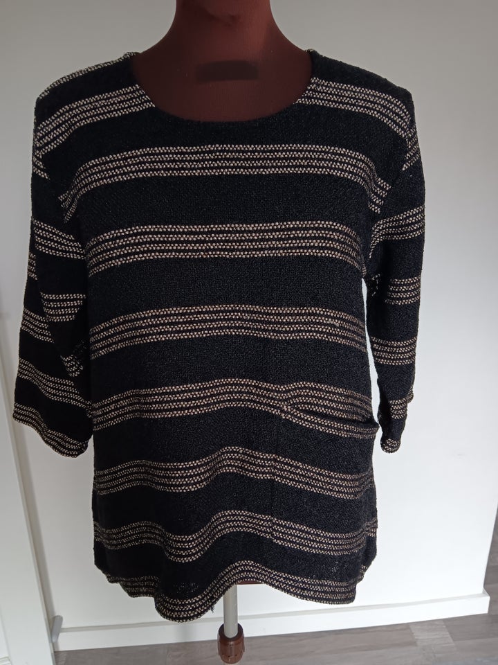 Sweater, Masai, str. 40