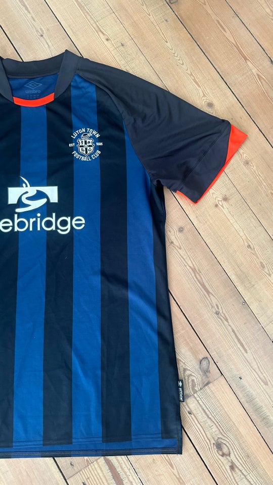 Fodboldtrøje Luton Town FC Umbro